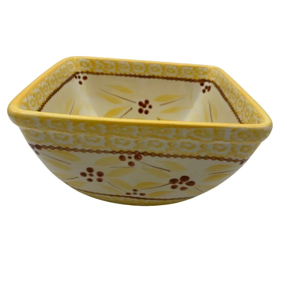 Temptations Old World Yellow square‎ serving bowls yellow 1.0 1.5qt set of two